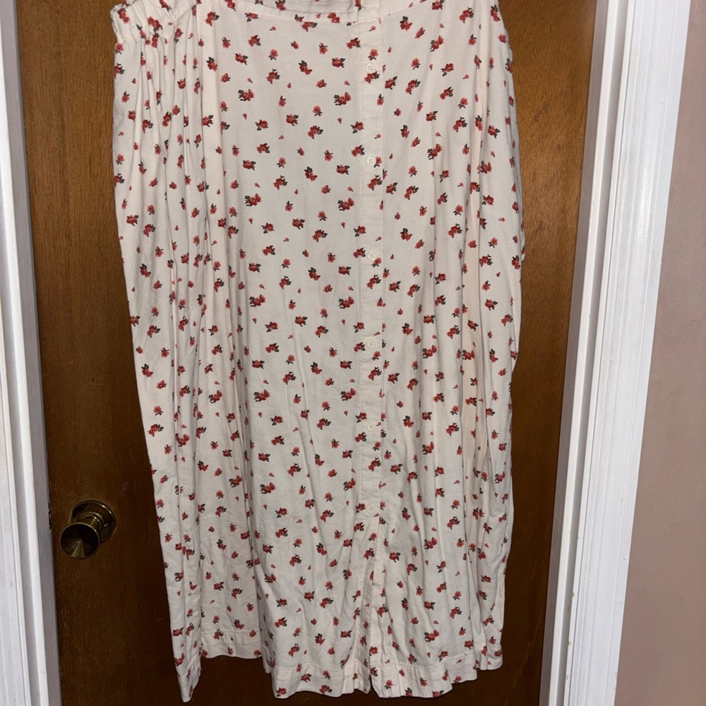 Floral A-Line Skirt in Cream and Red